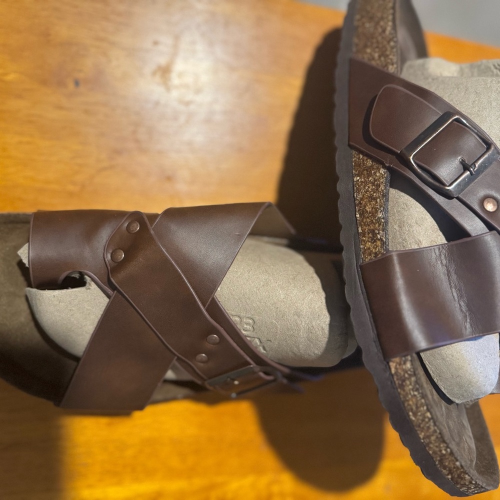 Cross Strap Toe Loop Brown Leather Sandals Cork Foot Bed - Picture 2 of 3